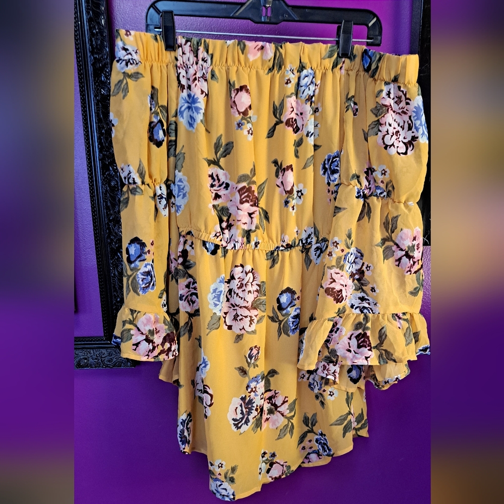 Indulge Floral Yellow Off The Shoulders Dress. Size Medium